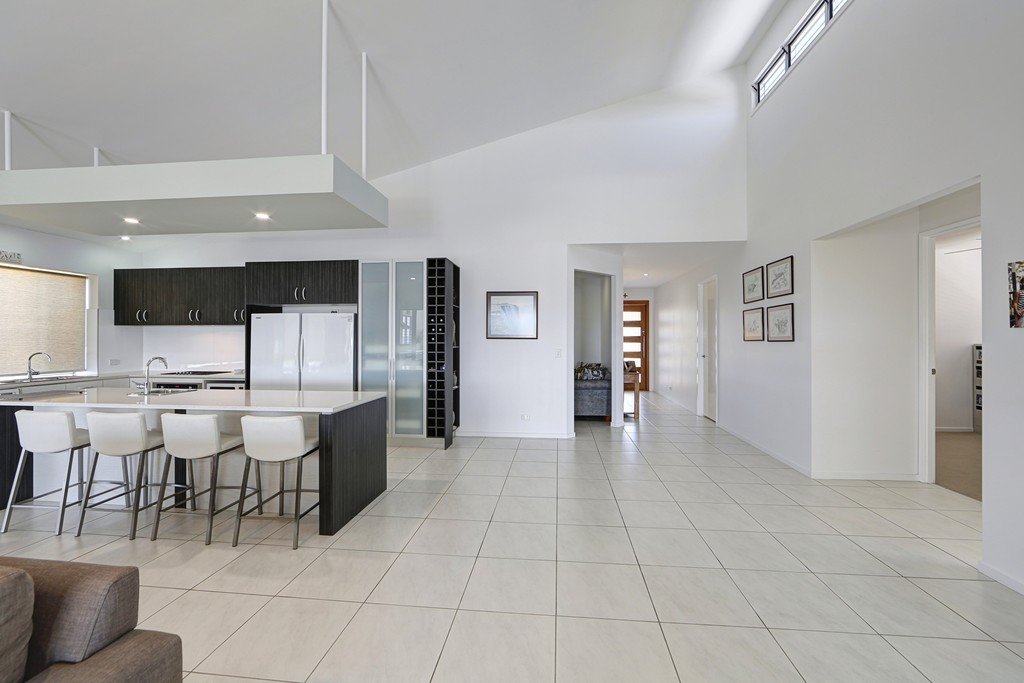 17 Woongoolbver Court RIVER HEADS 1