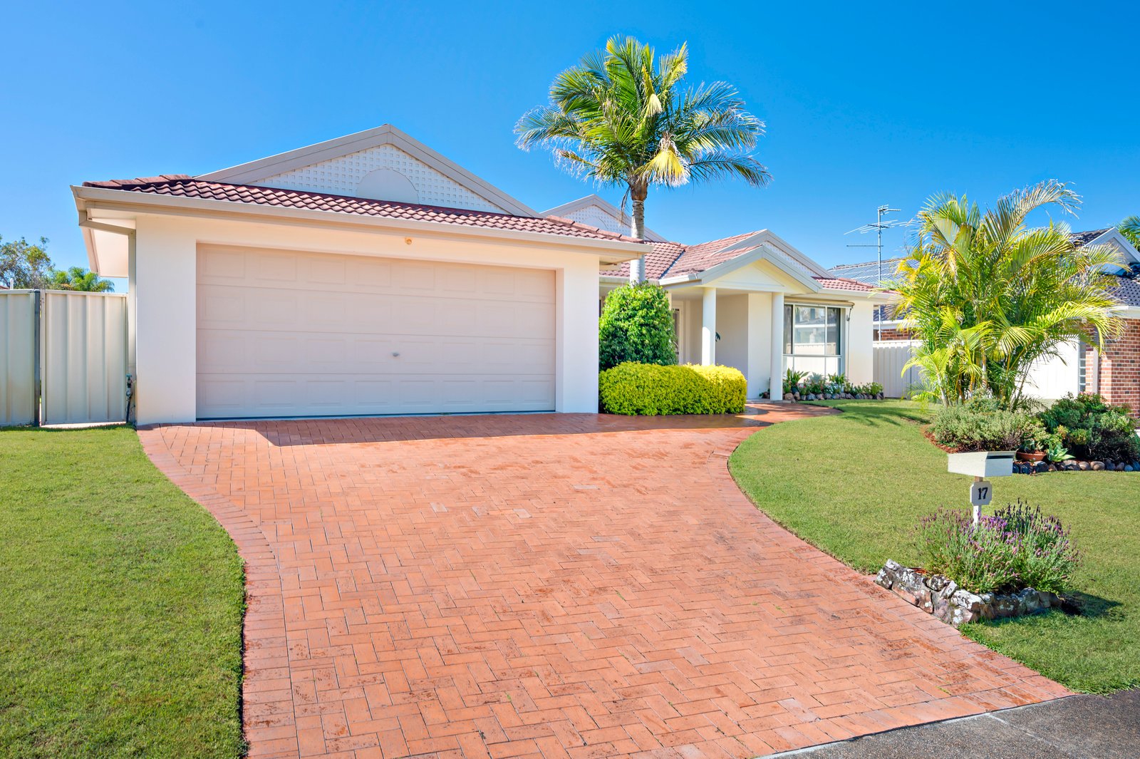 17 Worimi Drive SALAMANDER BAY 1