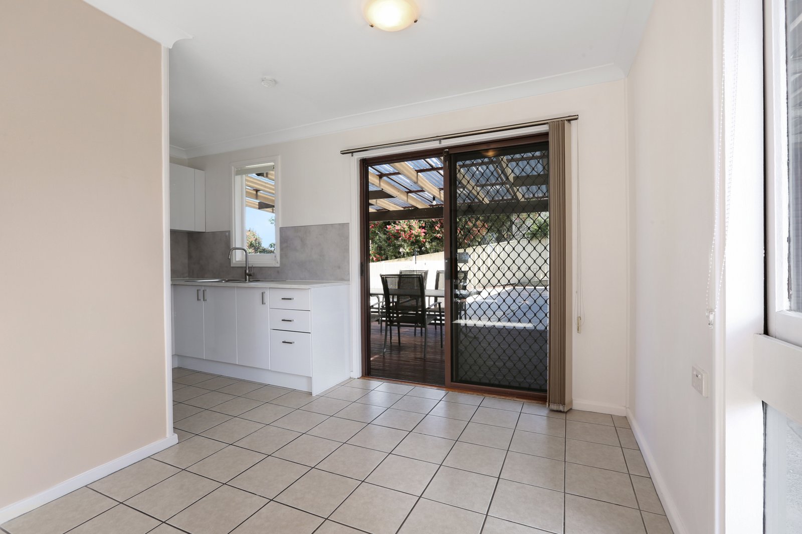 17 Wybalena Avenue KOONAWARRA 4