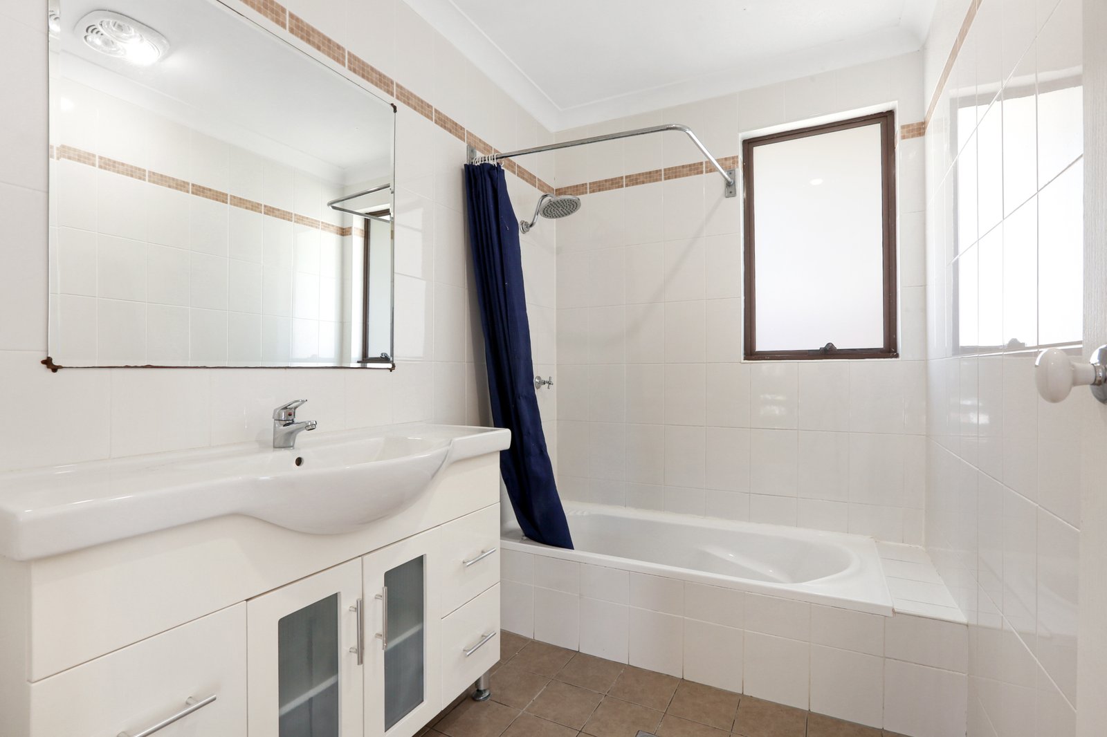 17 Wybalena Avenue KOONAWARRA 6