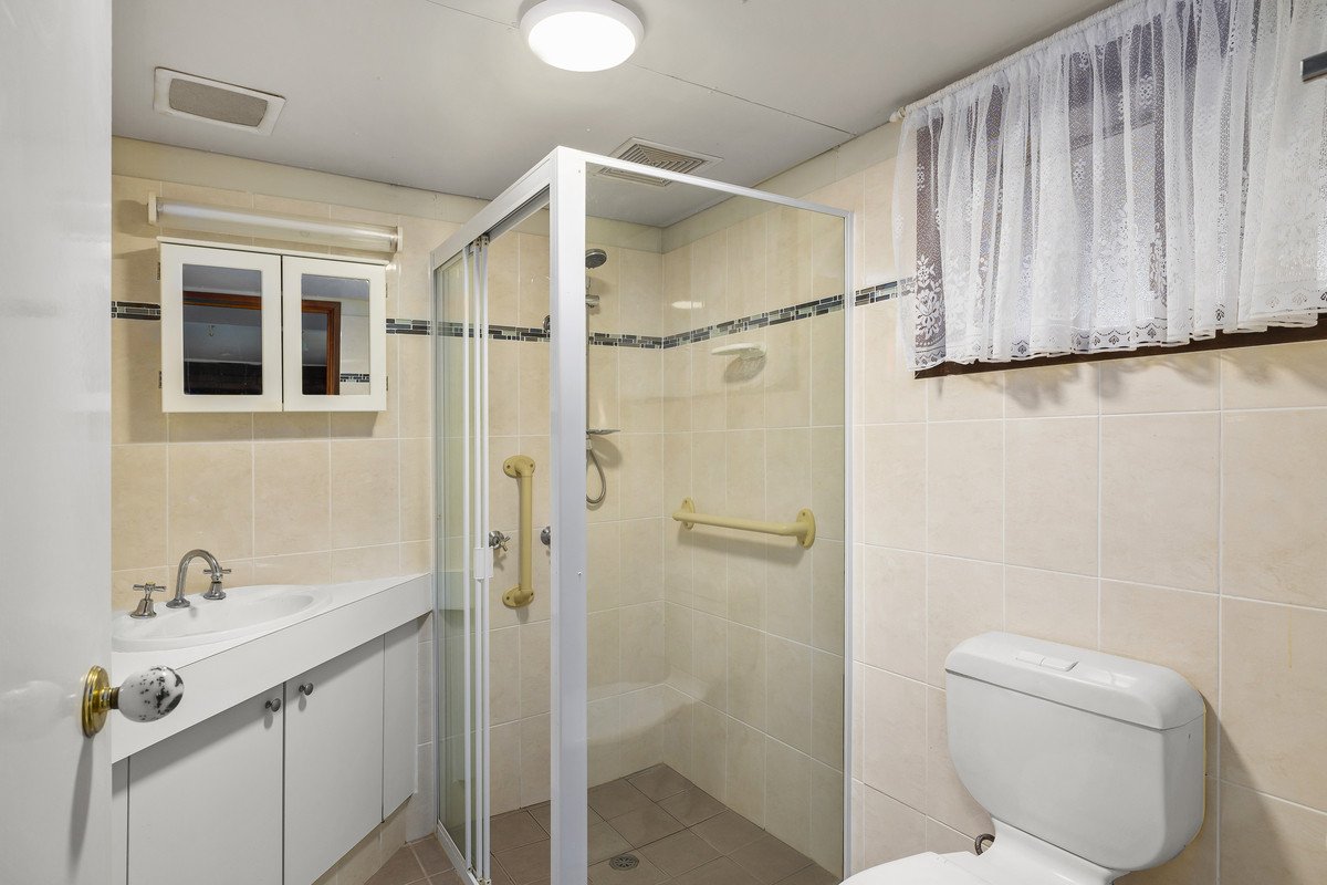170 Burleigh Street Burleigh Waters 8