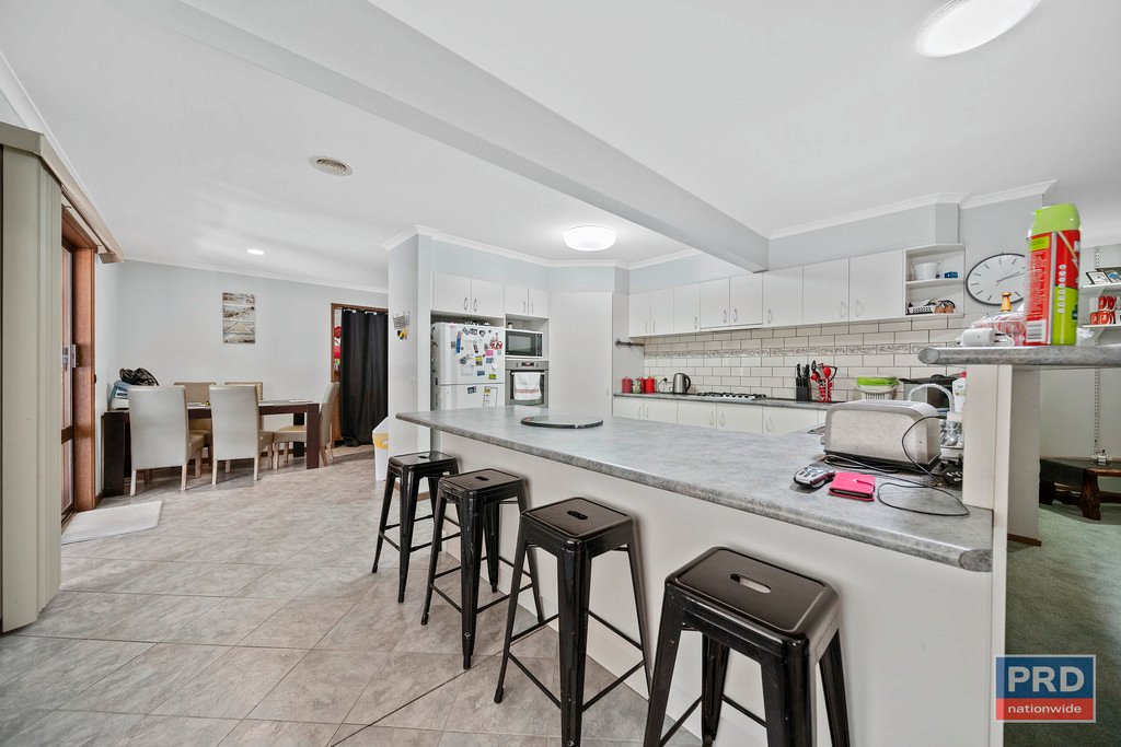 170 Neale Street FLORA HILL 4