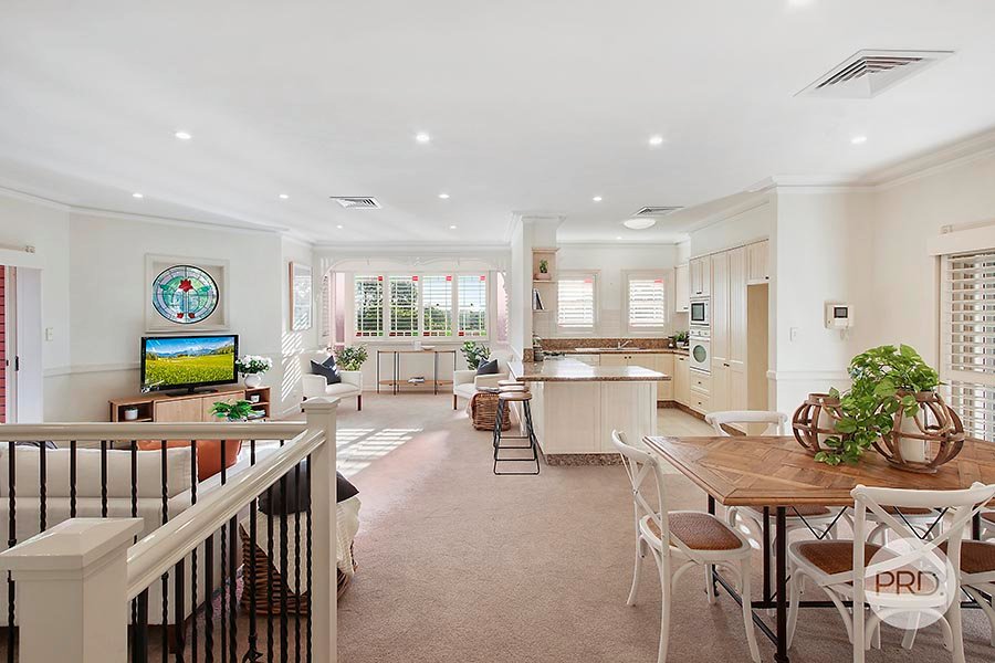 1/70 Oatley Avenue OATLEY 4