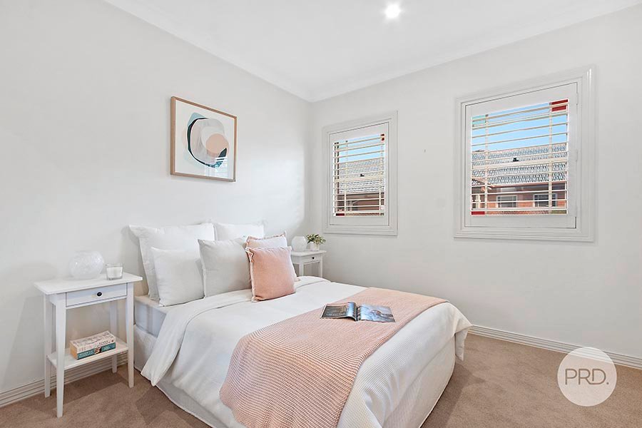 1/70 Oatley Avenue OATLEY 10