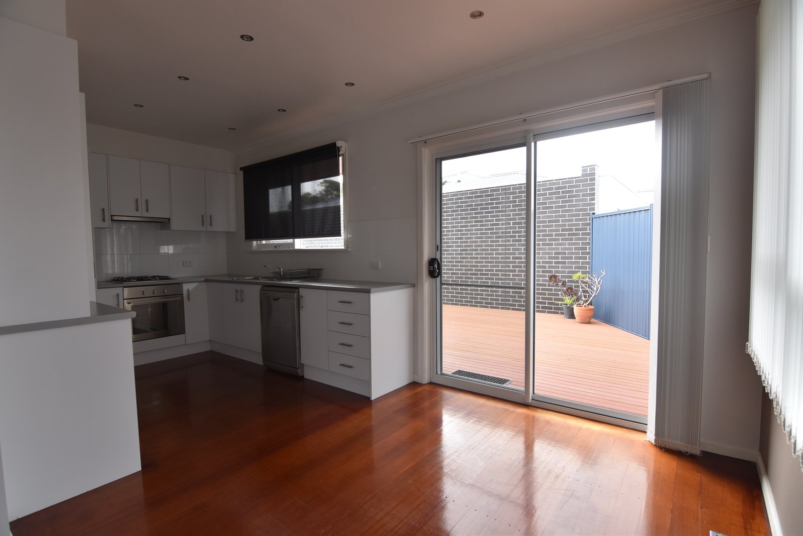 Gallery: 1/70 Ruhamah Avenue