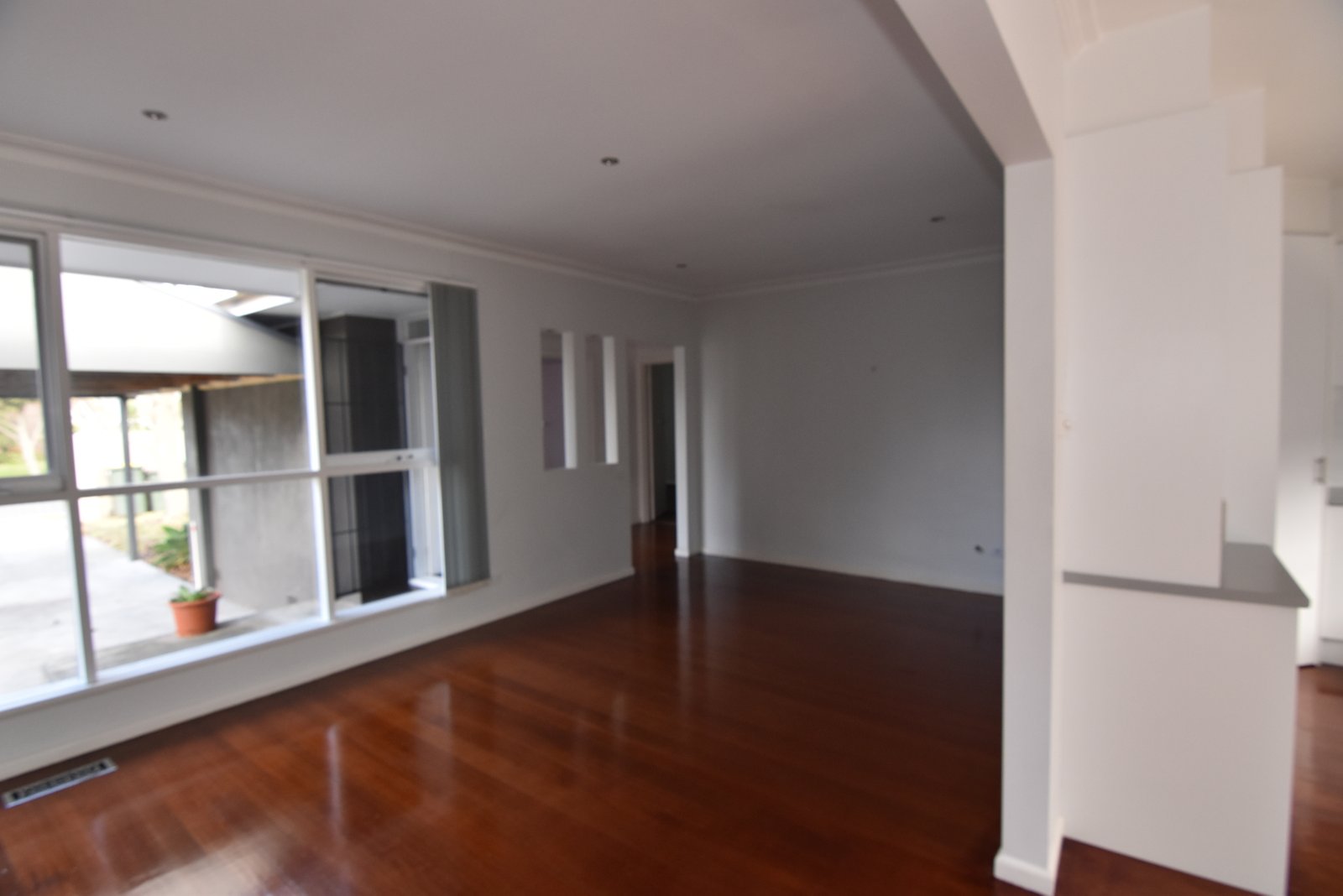 Gallery: 1/70 Ruhamah Avenue