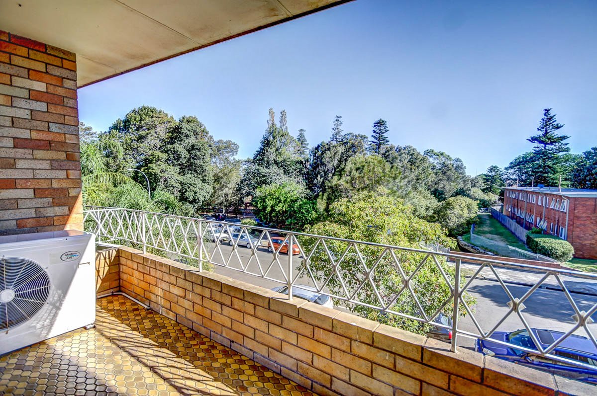 170 Russell Avenue DOLLS POINT 6