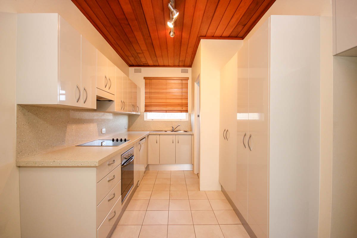 170 Russell Avenue DOLLS POINT 4