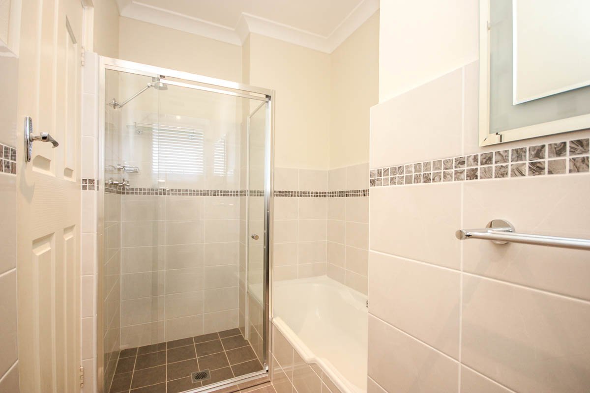 170 Russell Avenue DOLLS POINT 8