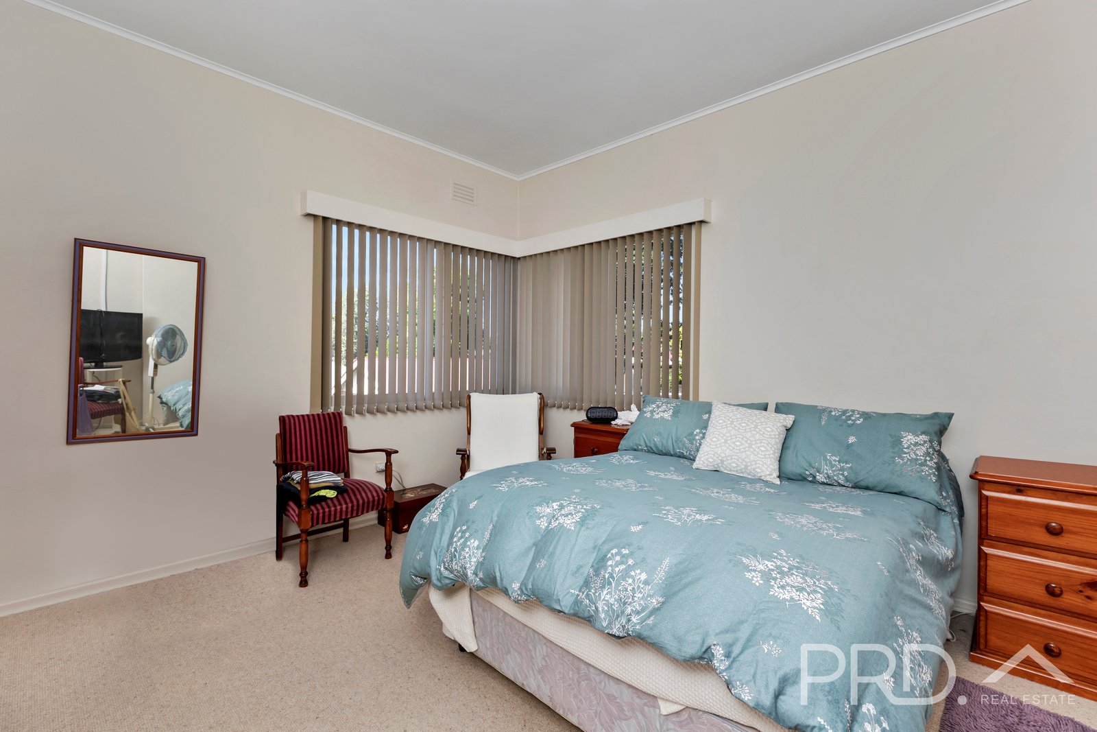 170 Wynyard Street TUMUT 11