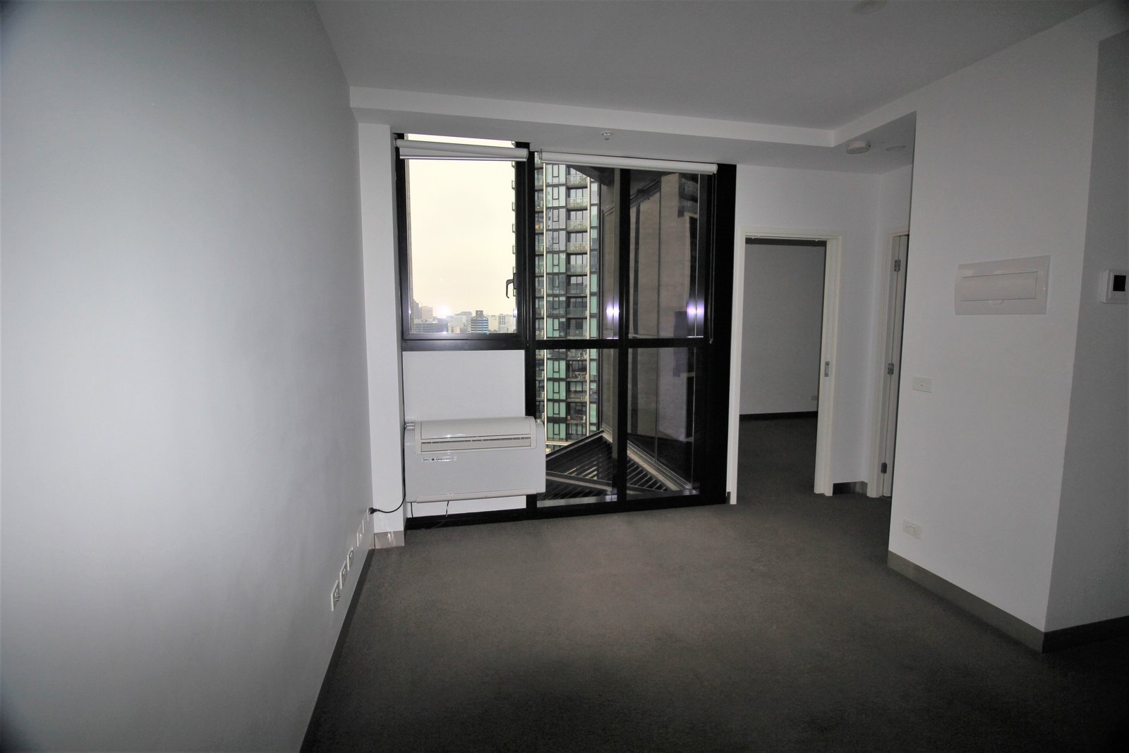 Gallery: 1701/33 Clarke Street