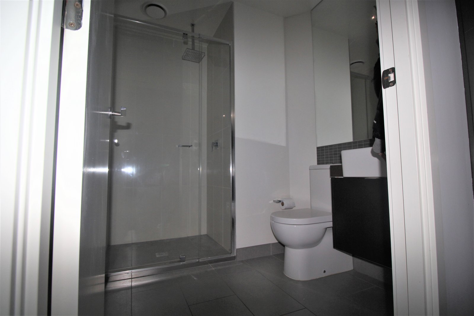 Gallery: 1701/33 Clarke Street