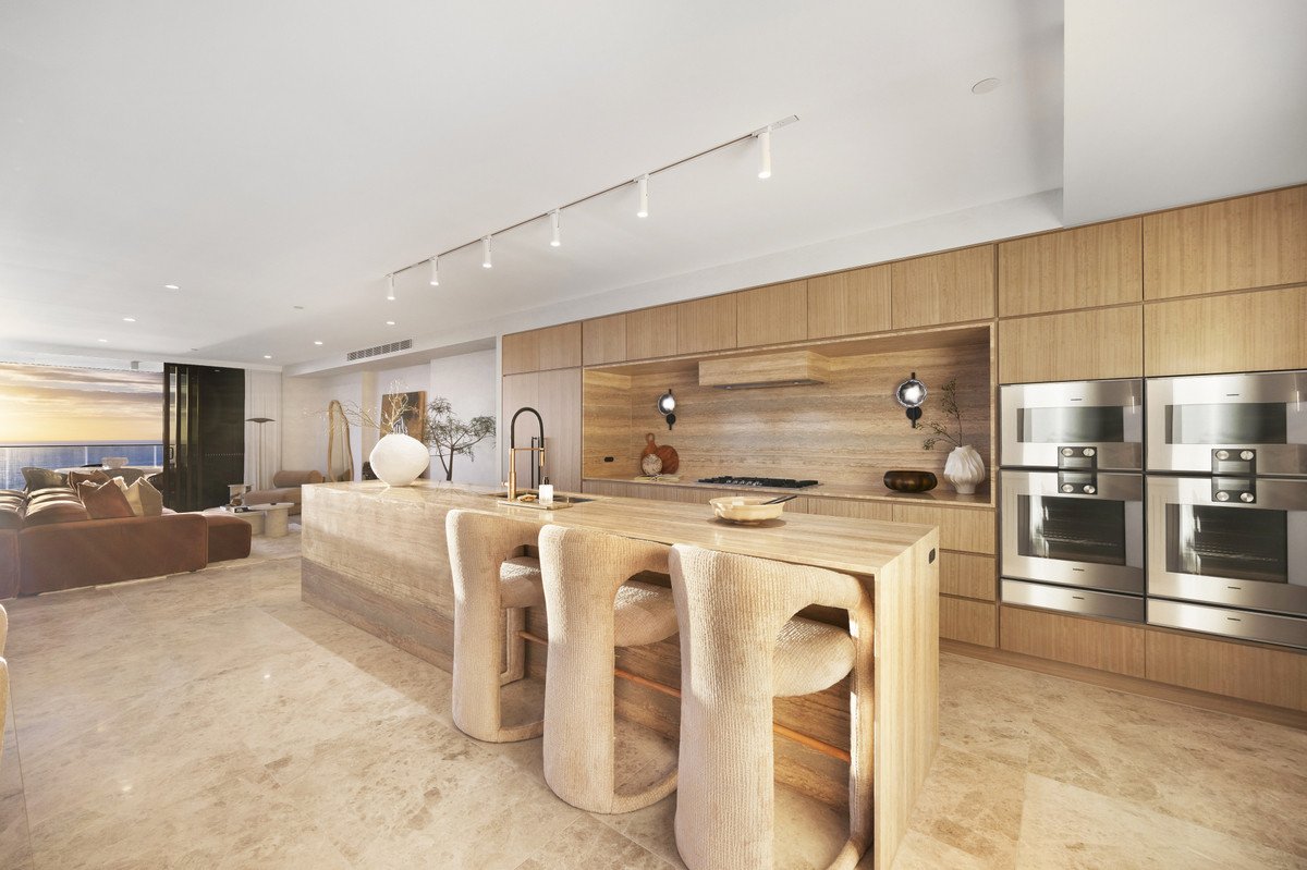 1701/58 The Esplanade Burleigh Heads 6