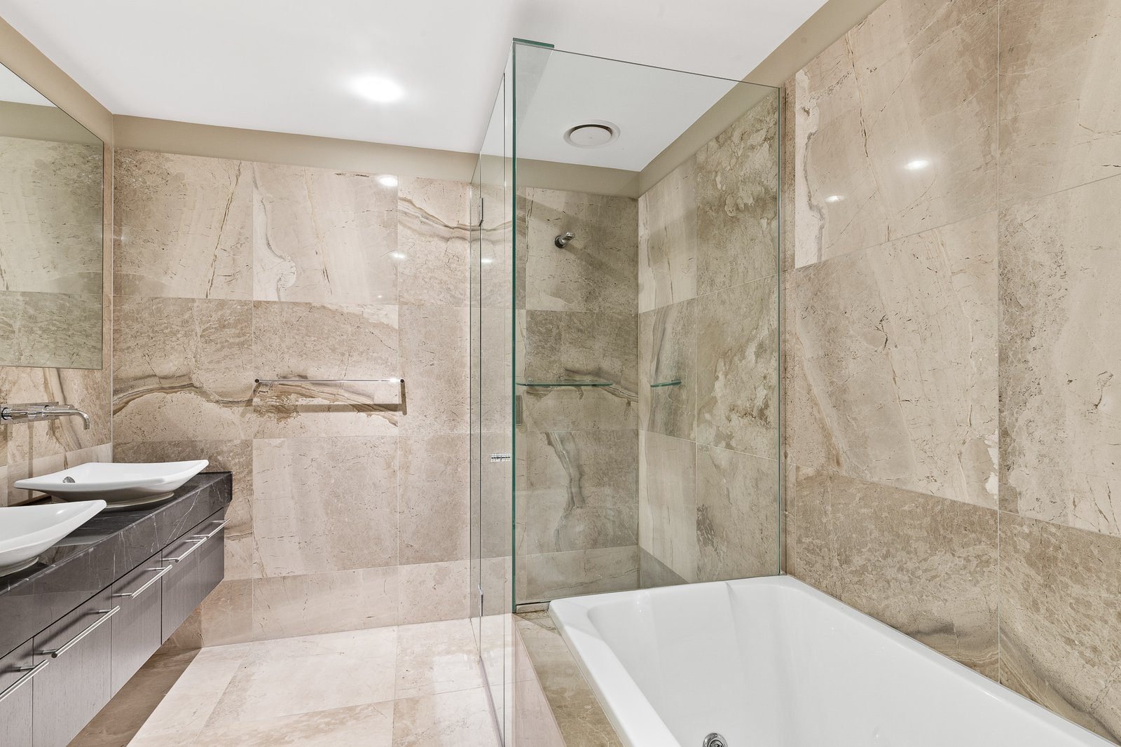 Gallery: 1704/594 St Kilda Road
