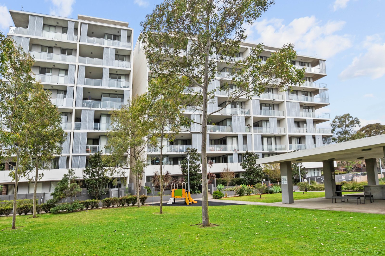 1706/39 Rhodes Street HILLSDALE 13