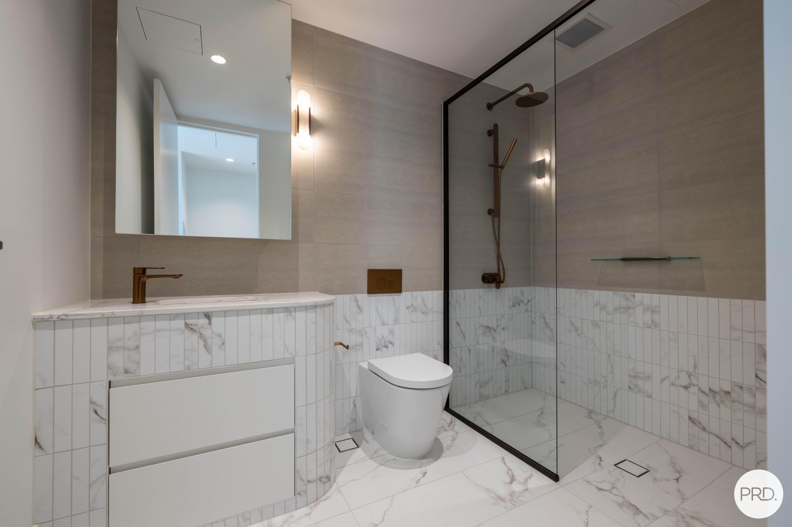 1706/63 La Trobe Street MELBOURNE 4