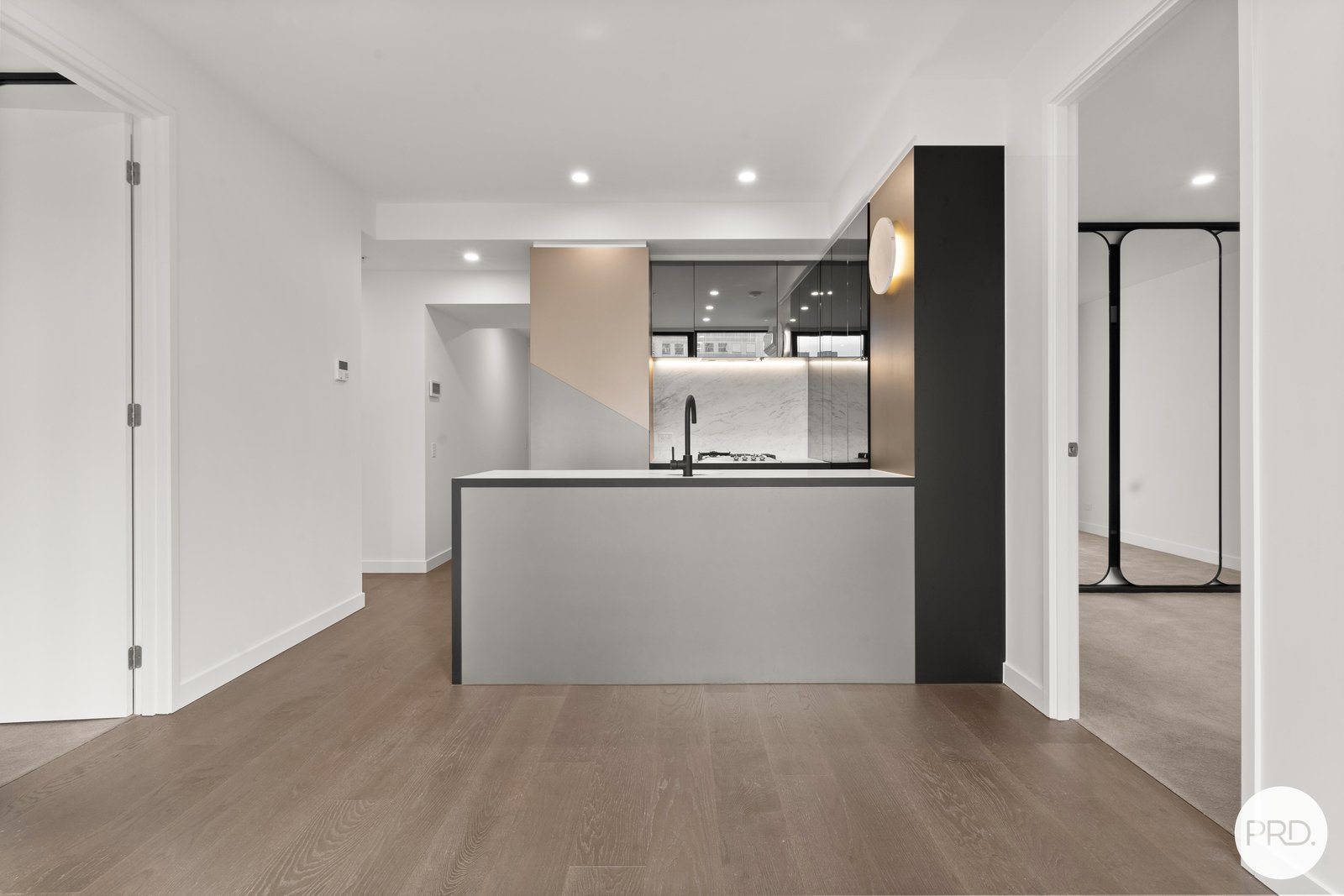 1707/138 Spencer Street MELBOURNE 3