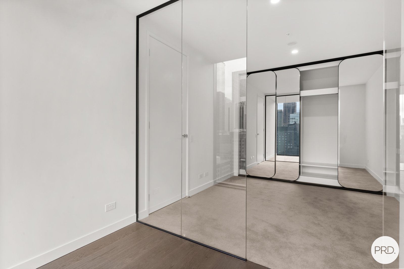 1707/138 Spencer Street MELBOURNE 6