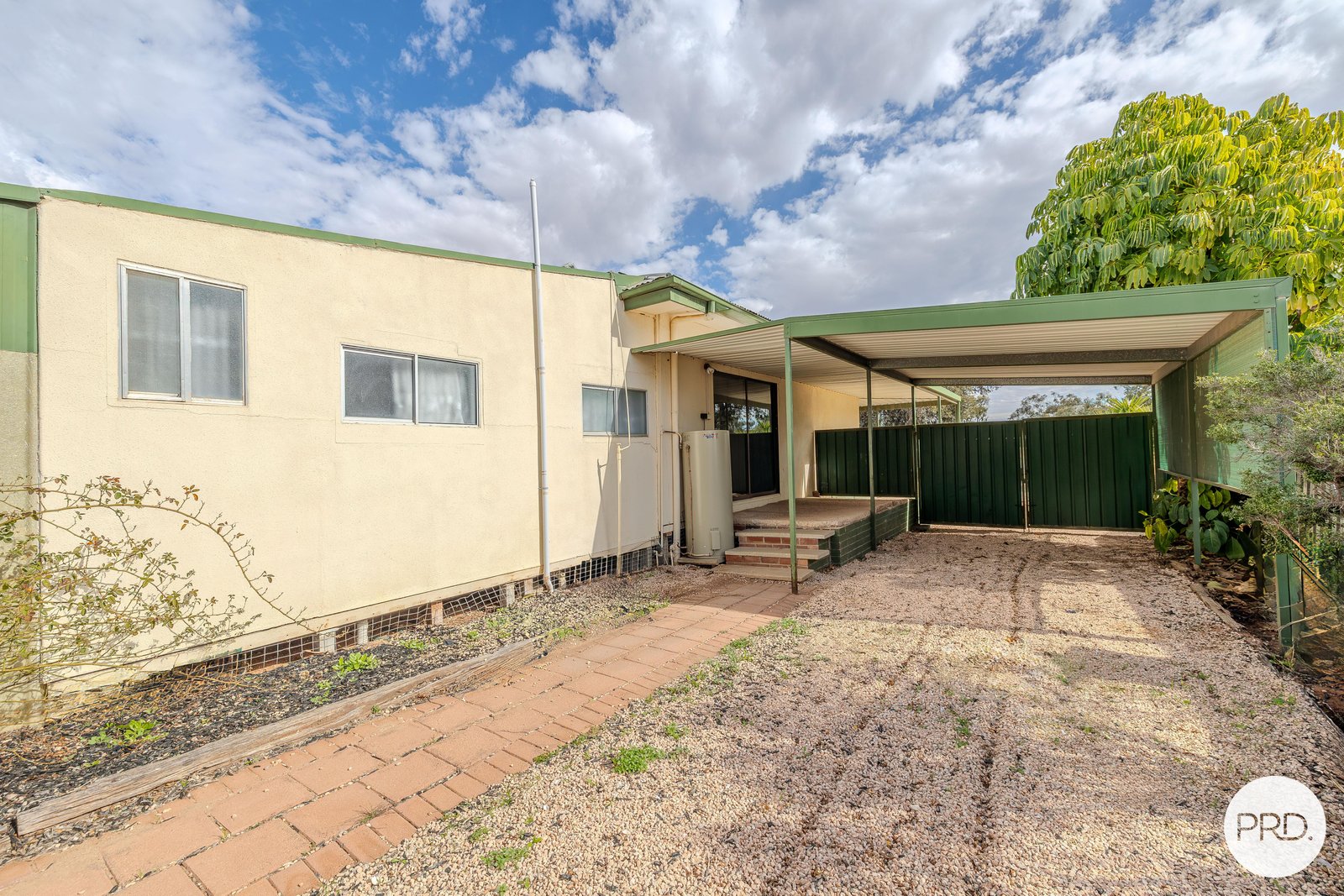 171 Adams Street WENTWORTH 18