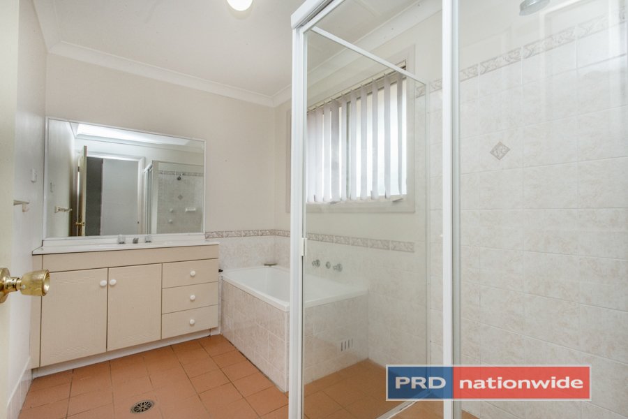 1/71 Barry Street CAMBRIDGE PARK 8