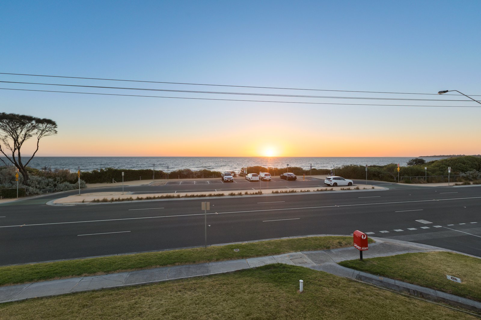 Gallery: 171 Beach Road