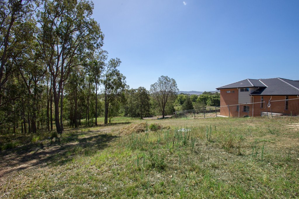 171 Bolwarra Park Drive BOLWARRA HEIGHTS 4