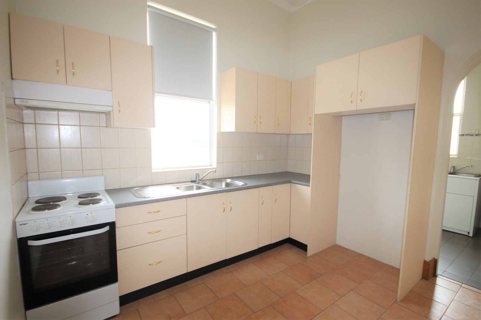 1/71 Forest Road ARNCLIFFE 5