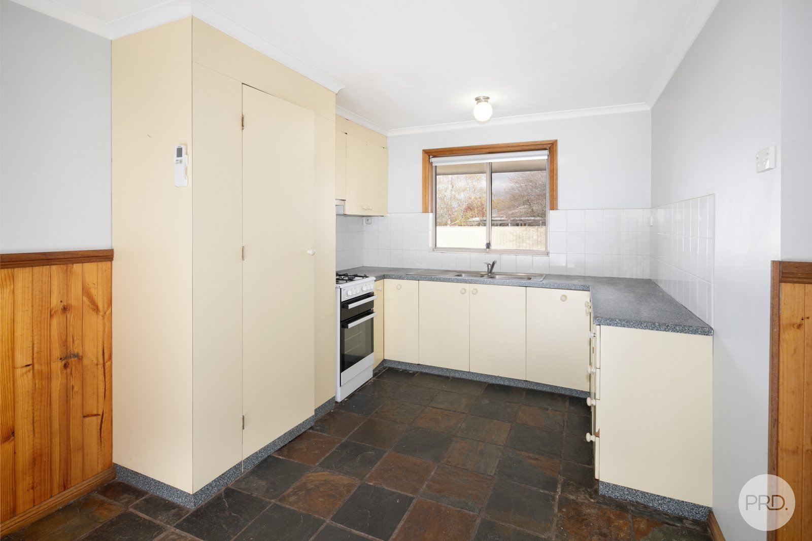 171 Grant Street SEBASTOPOL 4