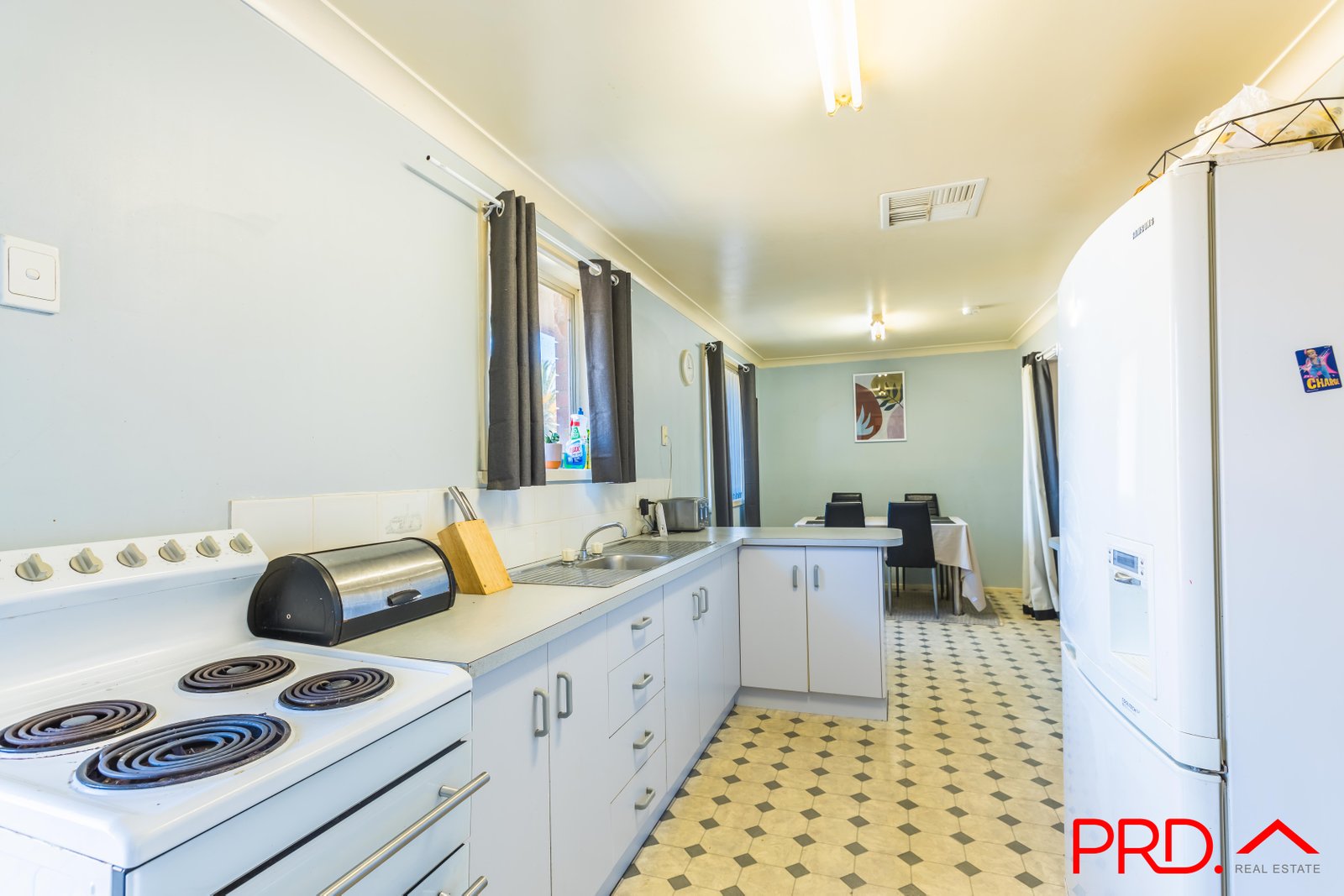 171 Hillvue Road TAMWORTH 8