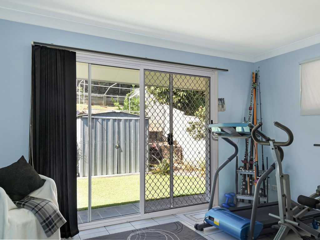 171 K P Mcgrath Drive ELANORA 9