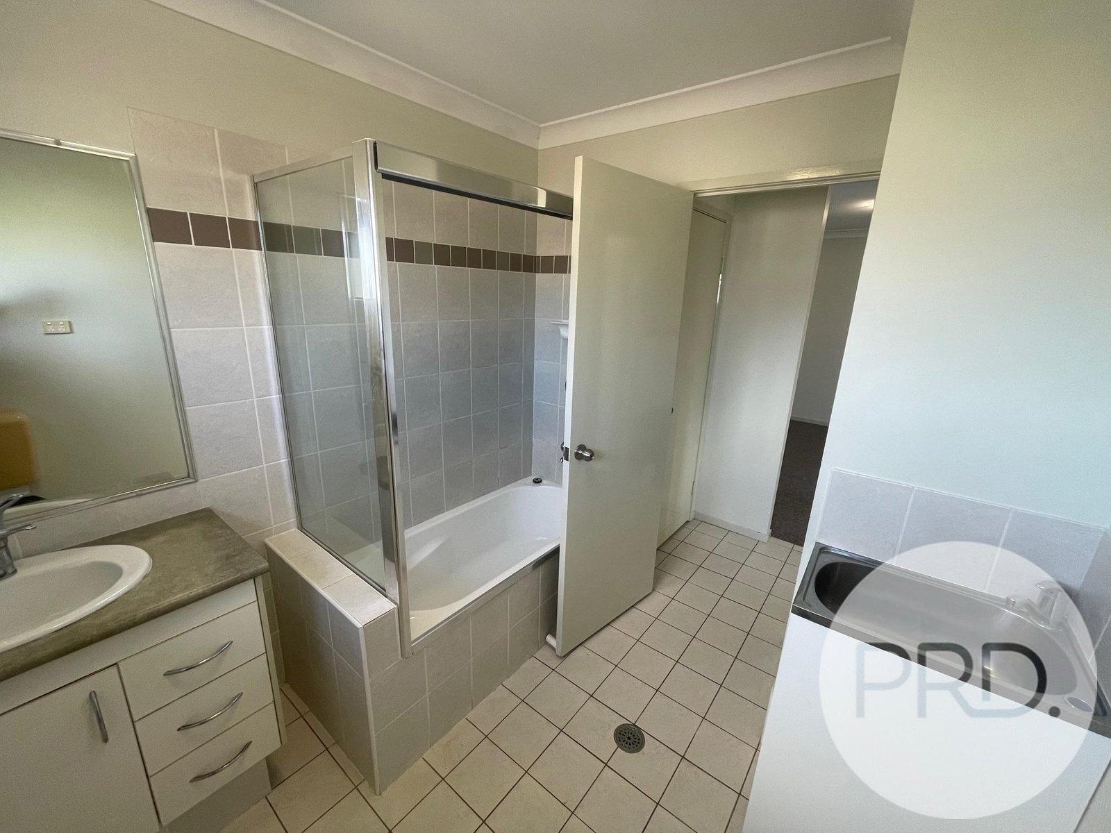 17/1 Short Street CABOOLTURE 8