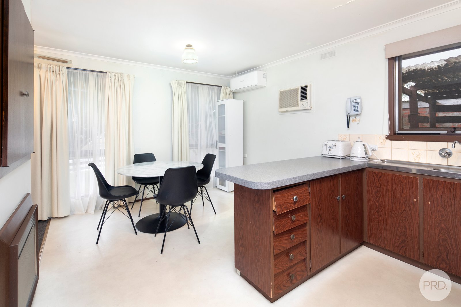 171 Spencer Street SEBASTOPOL 6