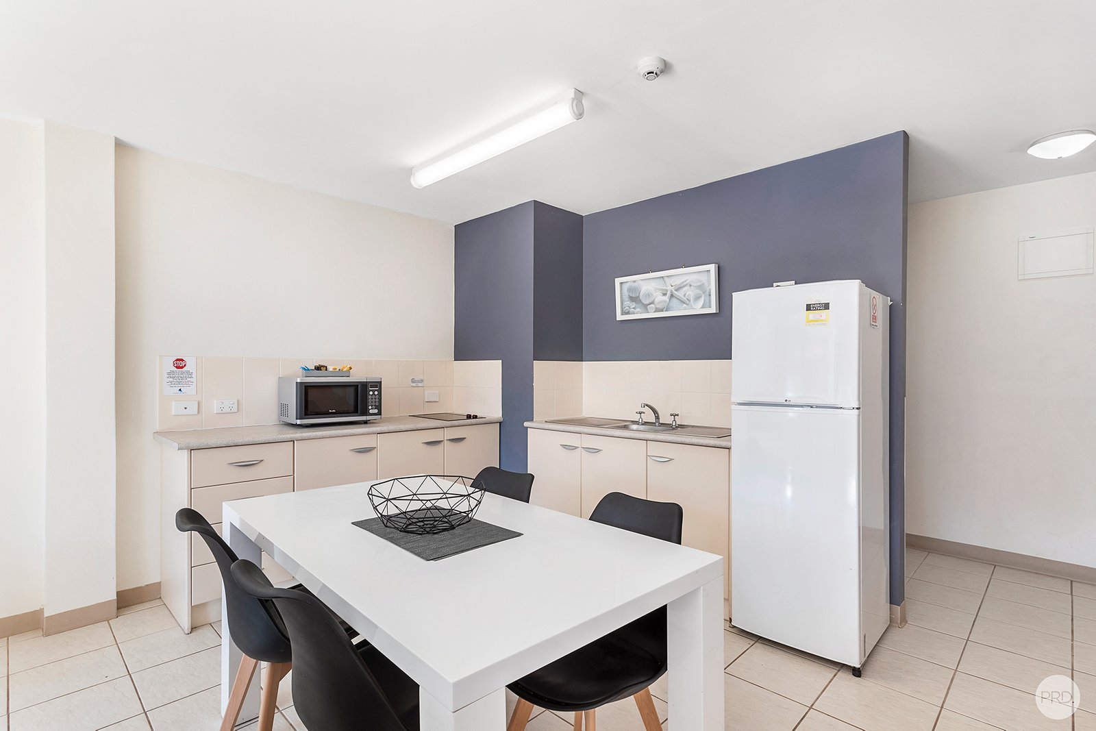 17/1 Trafalgar Street NELSON BAY 8