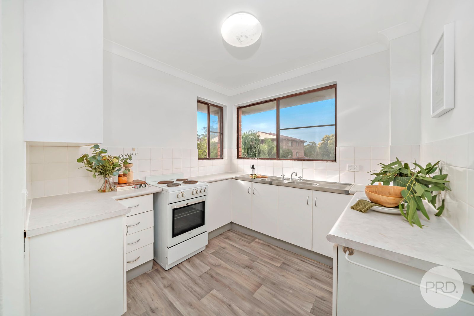 17/1 Weatherly Close NELSON BAY 1