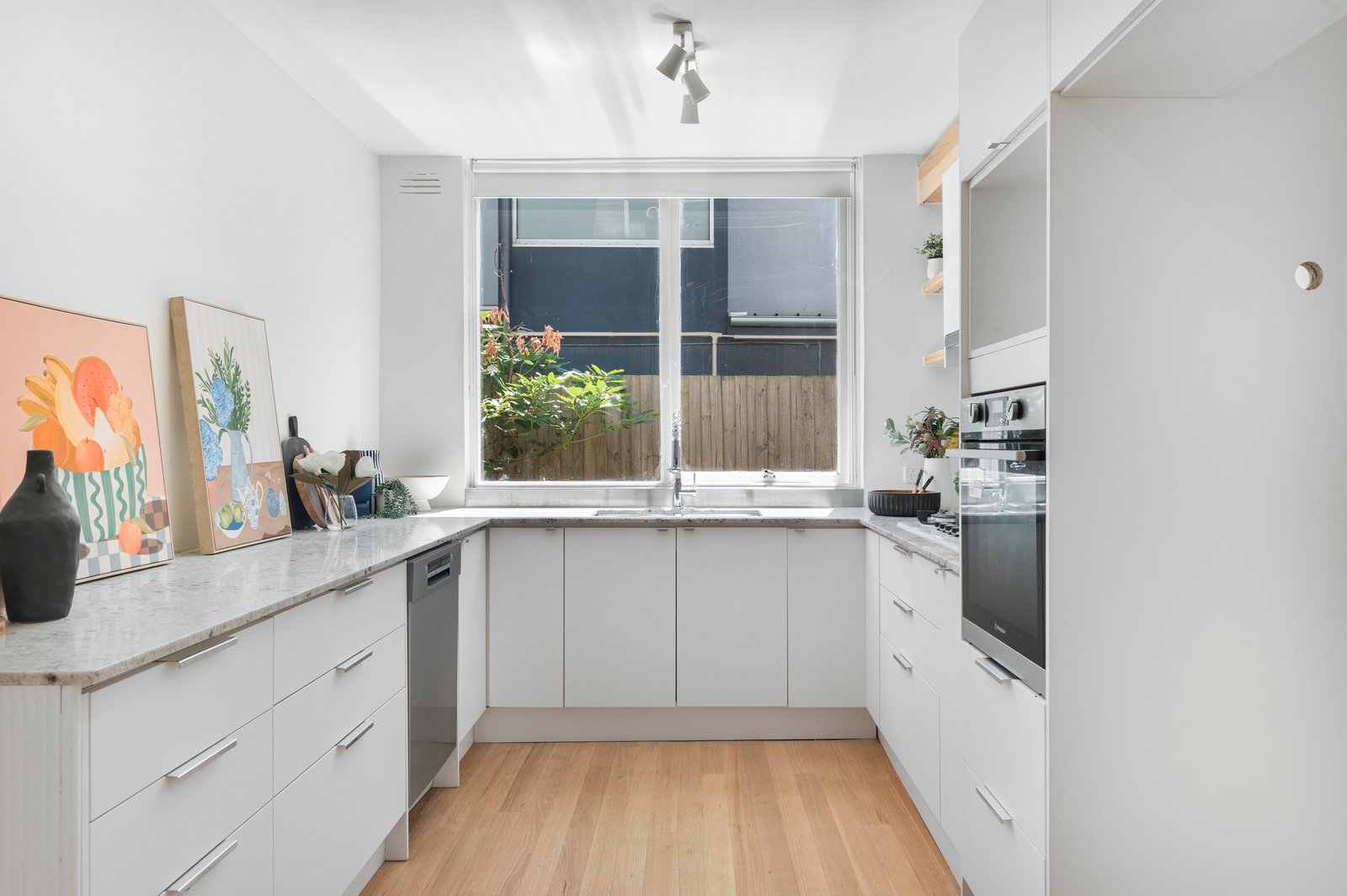 Gallery: 1/71 Westbury Street