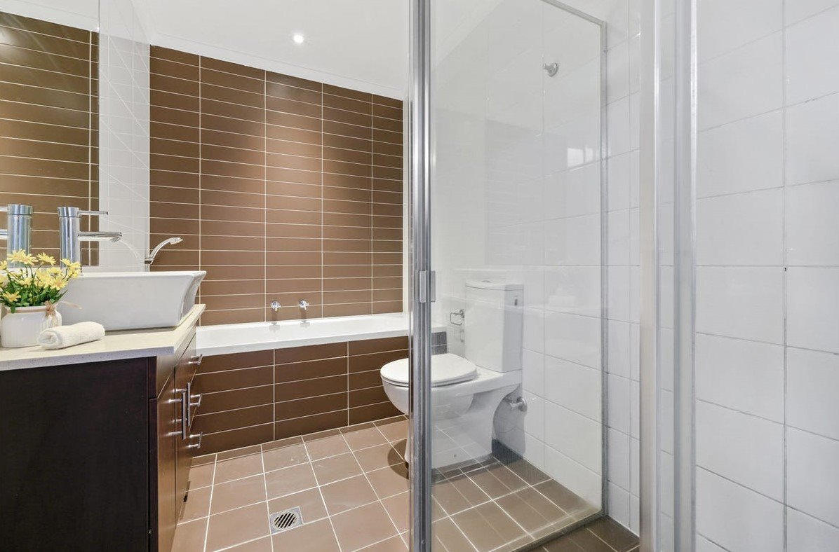 17/10-12 Grantham Street BURWOOD 7