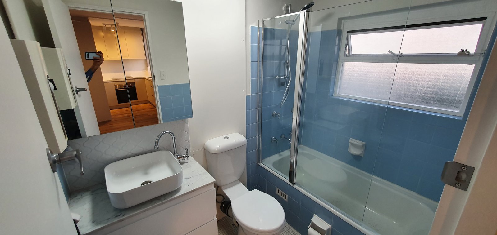 17/10 Barncleuth Sq  POTTS POINT 4