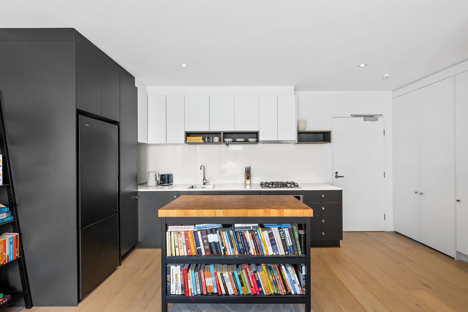 Gallery: 17/102 Colac Road