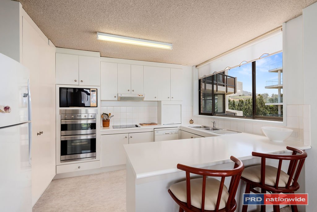 17/109 Ocean Parade COFFS HARBOUR 3