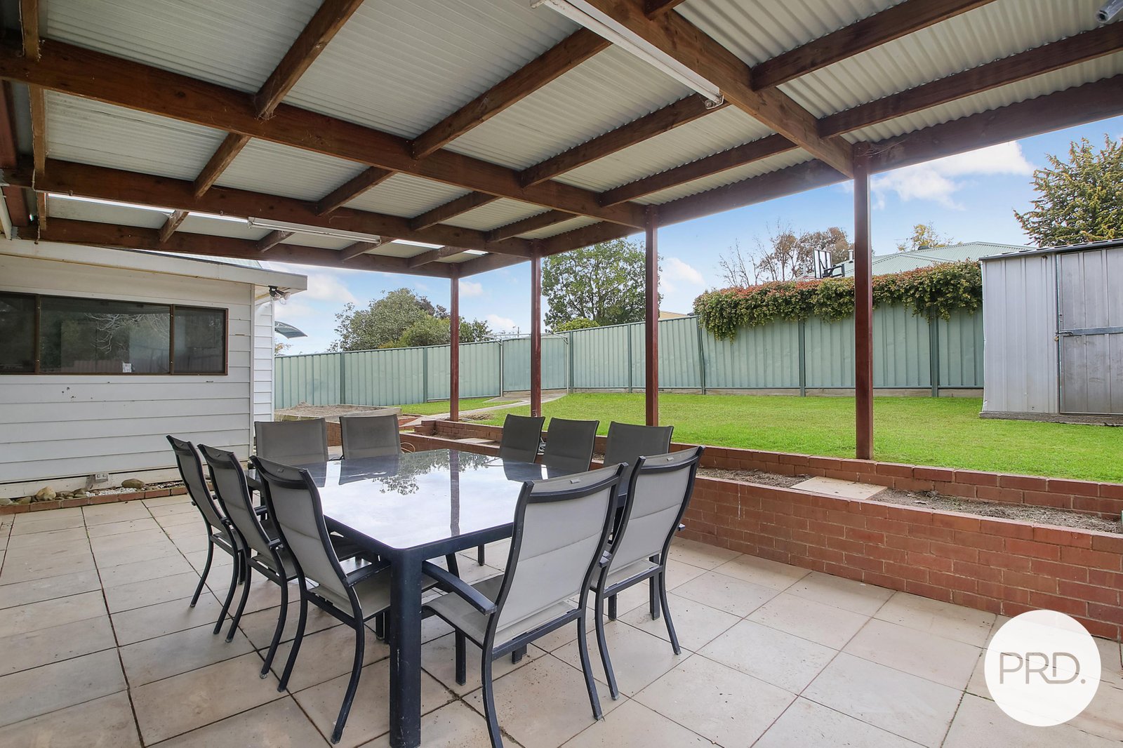 1/711 Centaur Road LAVINGTON 9