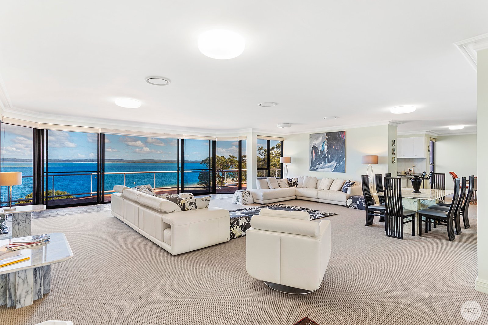 17/11 Columbia Close NELSON BAY 4