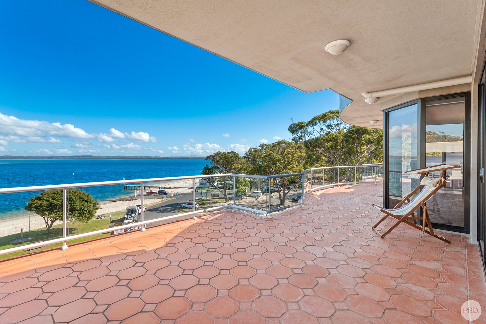 17/11 Columbia Close NELSON BAY 14