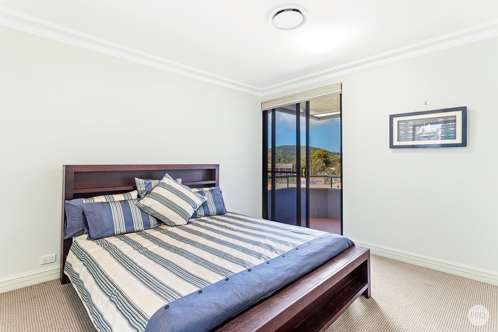 17/11 Columbia Close NELSON BAY 21