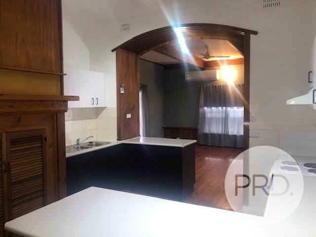 1/711 East Street EAST ALBURY 5