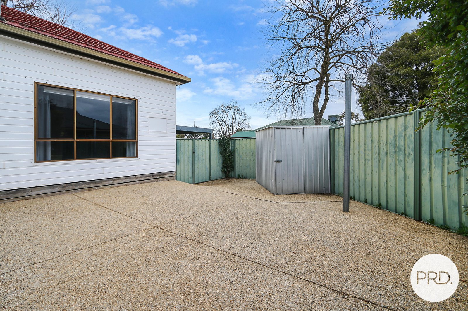 1/711 East Street EAST ALBURY 7