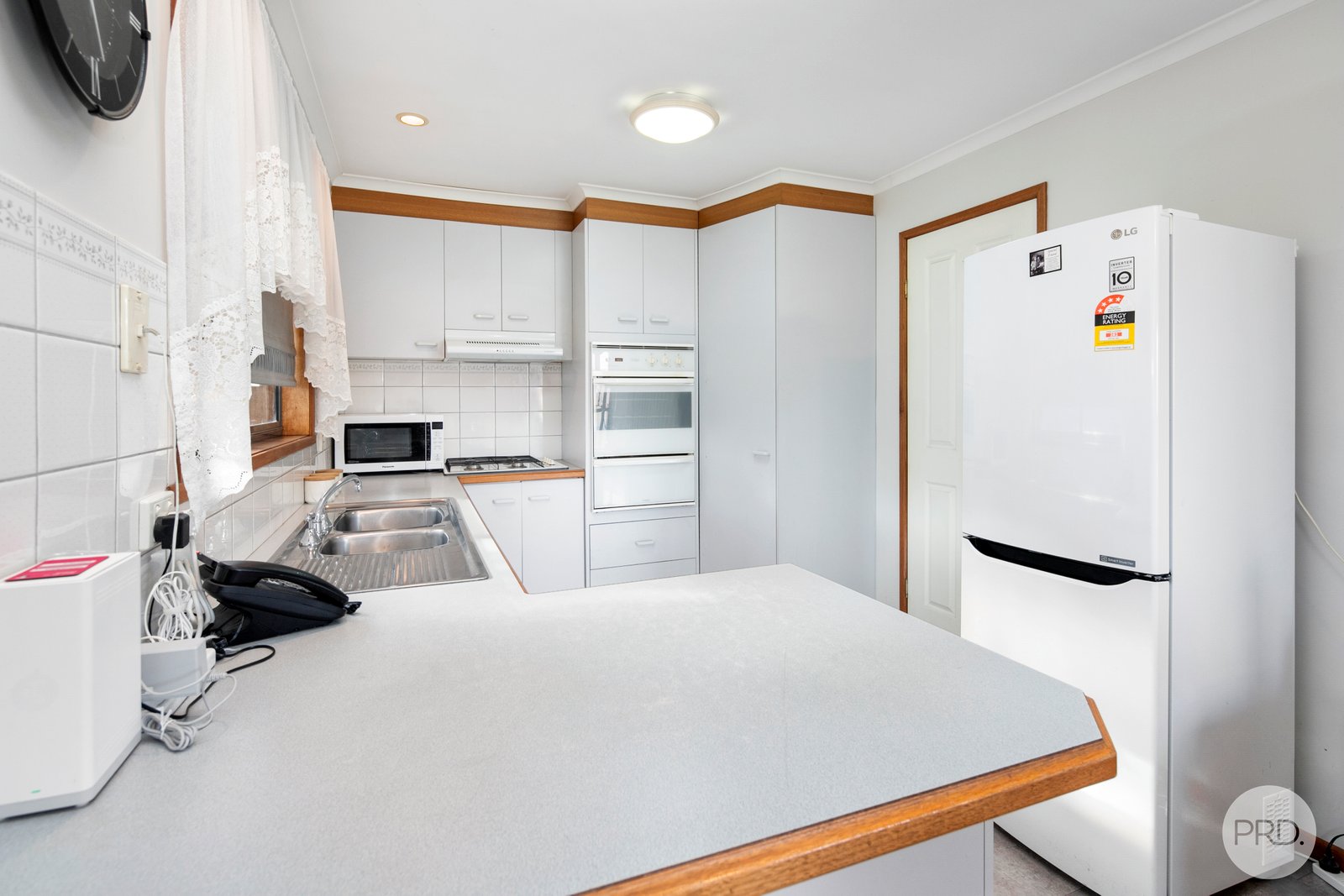 1/711 Ripon Street South REDAN 9