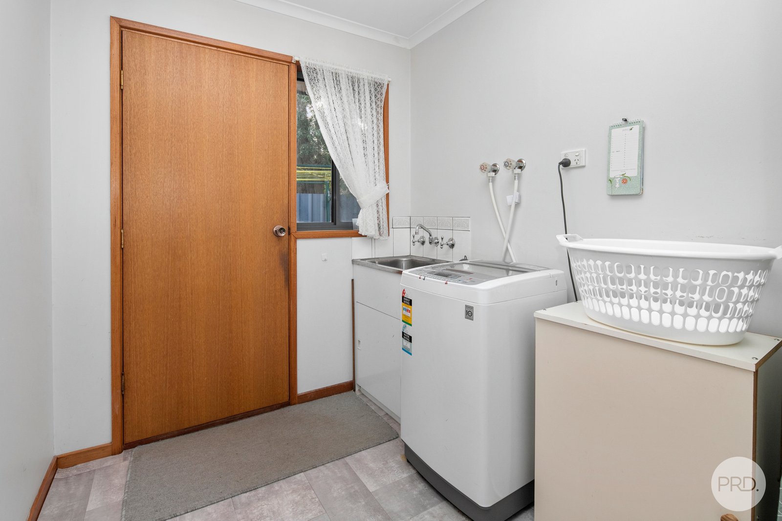 1/711 Ripon Street South REDAN 10