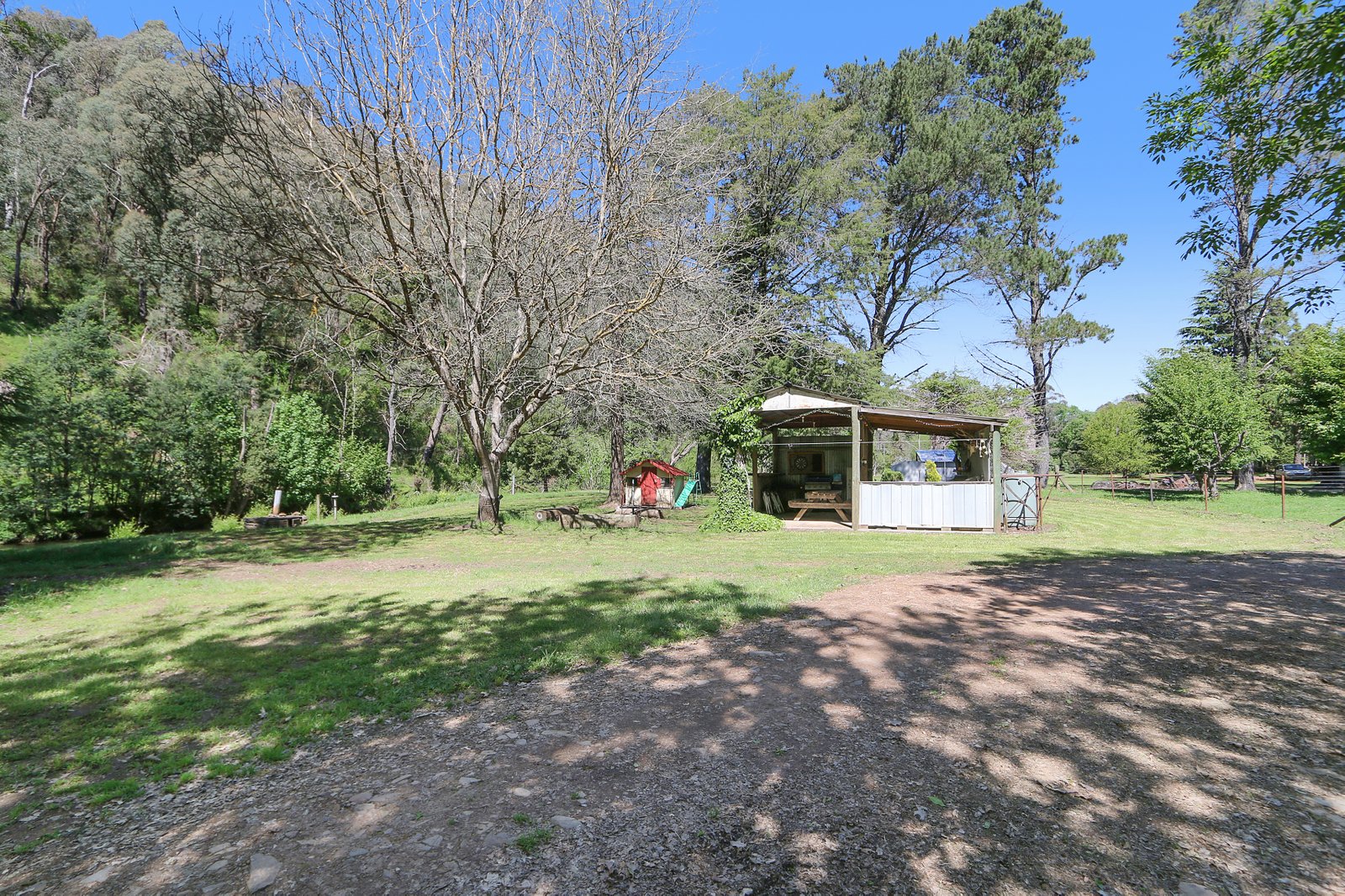 1711 Thowgla Road THOWGLA VALLEY 24