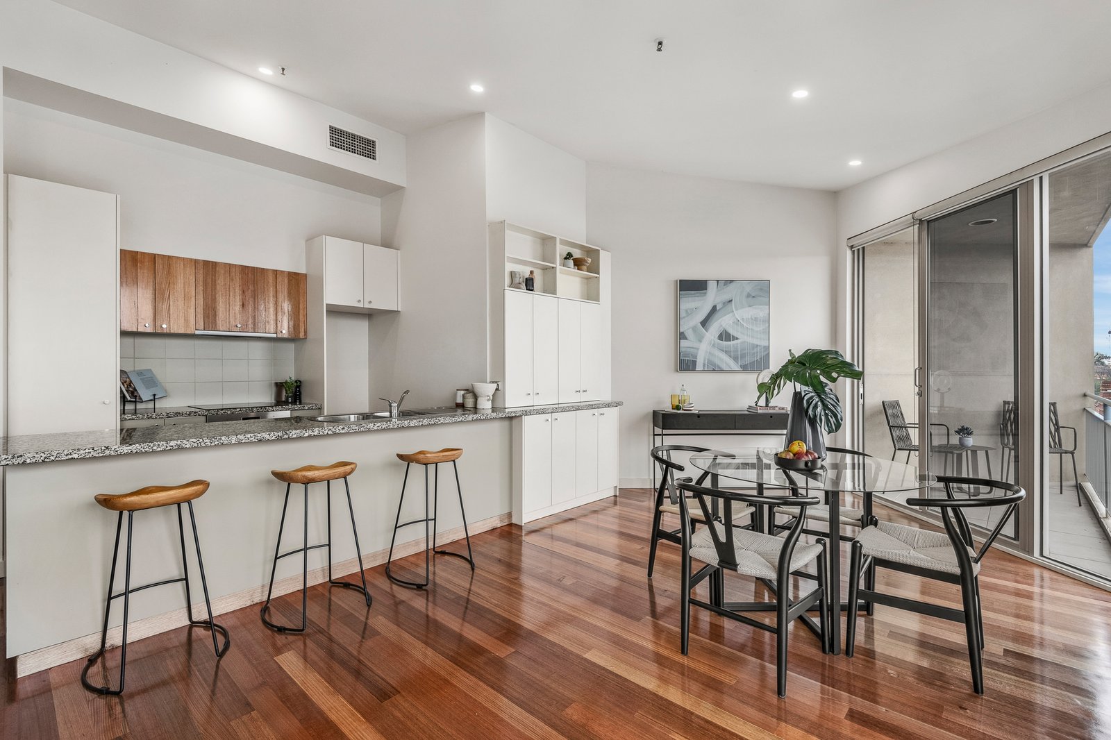 Gallery: 17/12 Acland Street