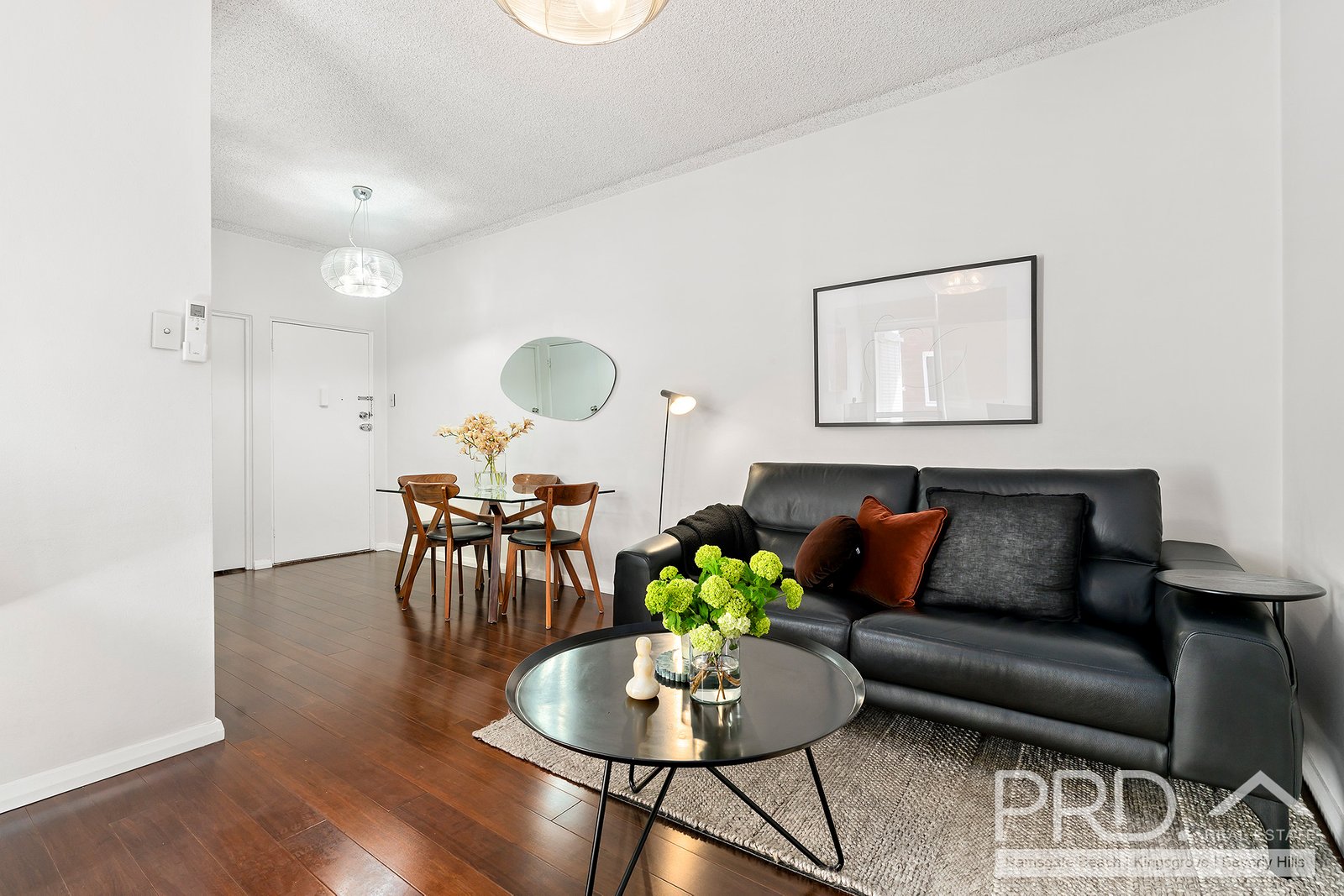 17/124 Chuter Avenue RAMSGATE BEACH 1